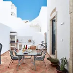 Pereiras House Of Charm - Downtown