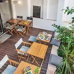 Lemon Tree Stay