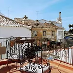 Happy Terrace Downtown Tiny House 100% Portuguese