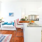Jump Into The Lull Apartment