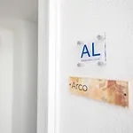 Lodo Suits Arco - Mezanino Apartment By Hd
