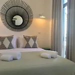 Alameda Exclusive House