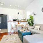Maison Faro Luxe - A Tranquil Retreat By The Algarve Coast