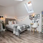 Walk In Hostel Faro Airport