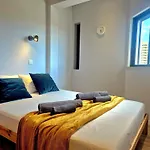 Campus 121