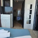 Blife Marya Private Rooms - Airport Stay