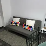 Sleep & Go Faro Airport Guest House