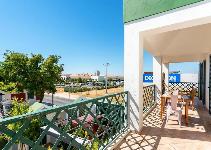 Holiday House In Elite Residential Area Of Faro