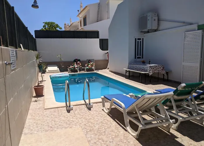 Dolphin House Hostel