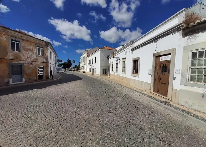 Blife Faro City Life Private Rooms