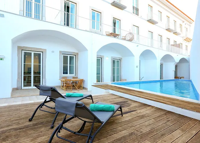 Jump Into The Lull Apartment