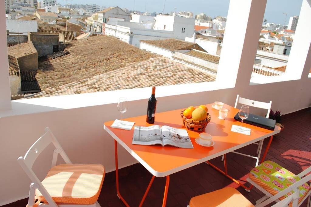 Marine Freestyler Glorious Terrace Apartment Faro