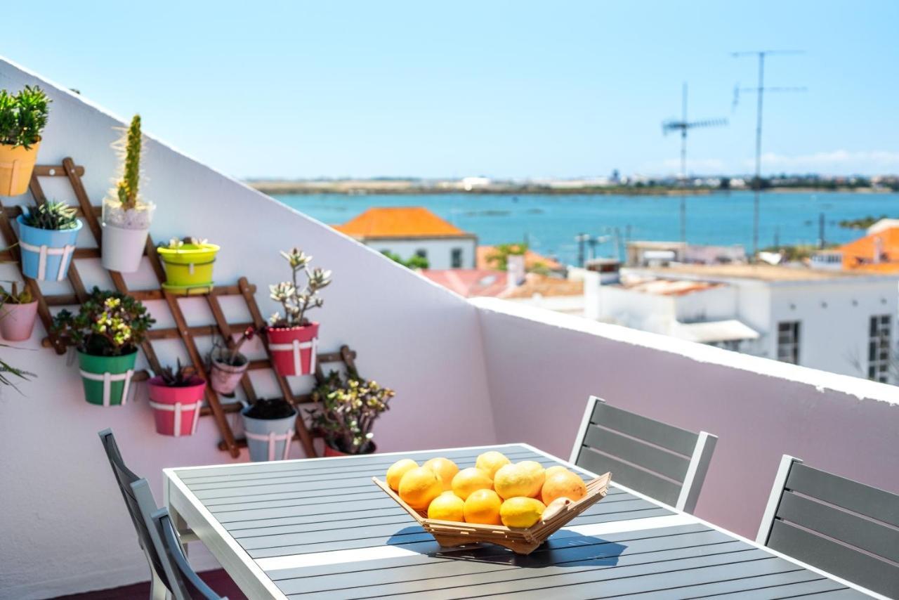 Dreamers Duplex With Seaview Apartment