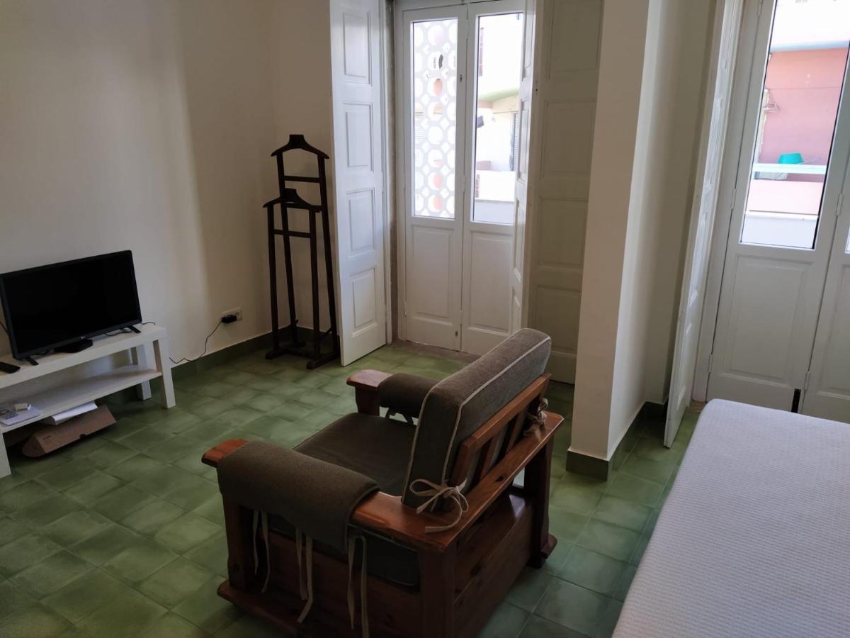 Urban Homestay *
