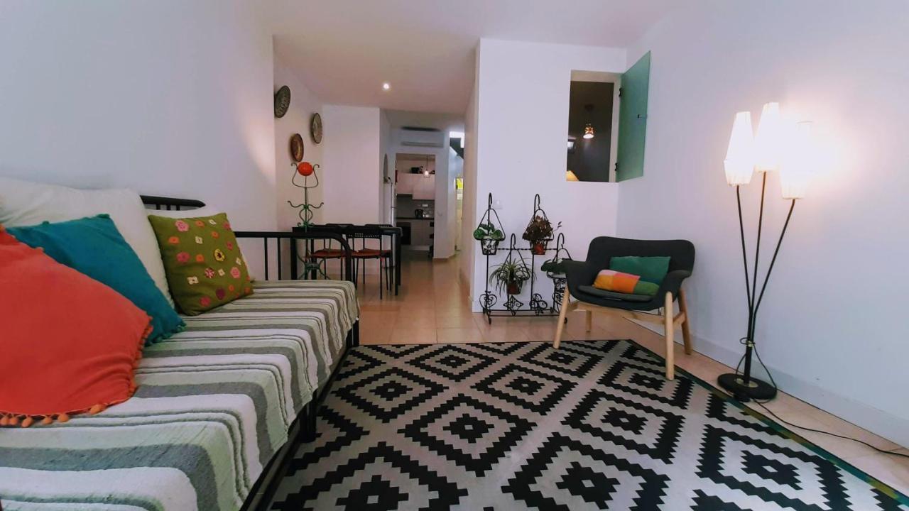 Happy Terrace Downtown Tiny House 100% Portuguese Holiday home Faro