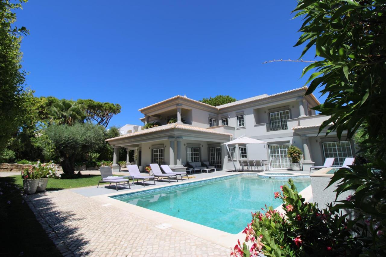 Charming Exceptional Golf In Algarve Villa