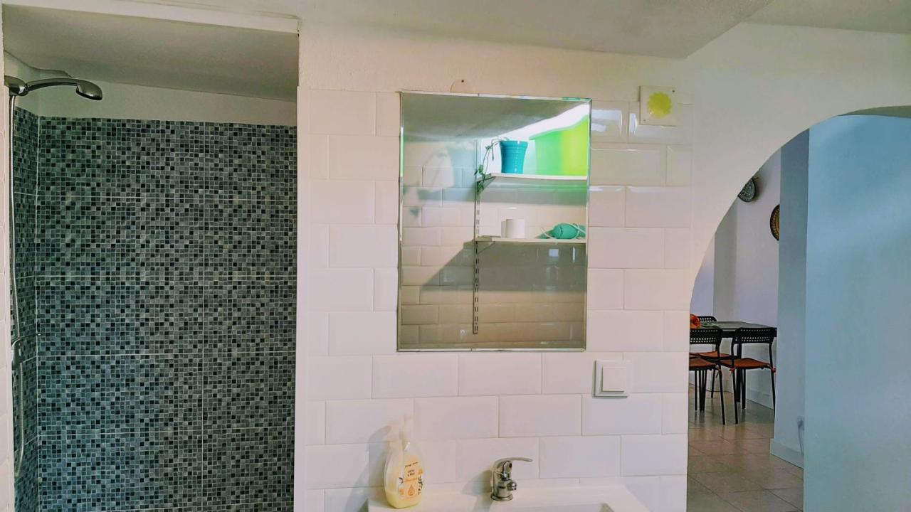 Happy Terrace Downtown Tiny House 100% Portuguese Holiday home *