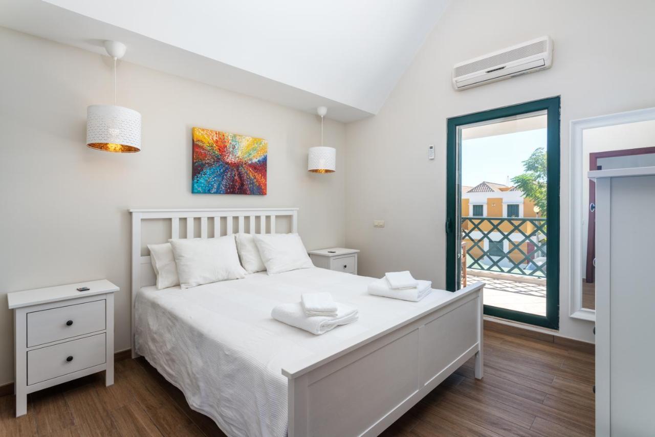 House In Elite Residential Area Of Apartment Faro