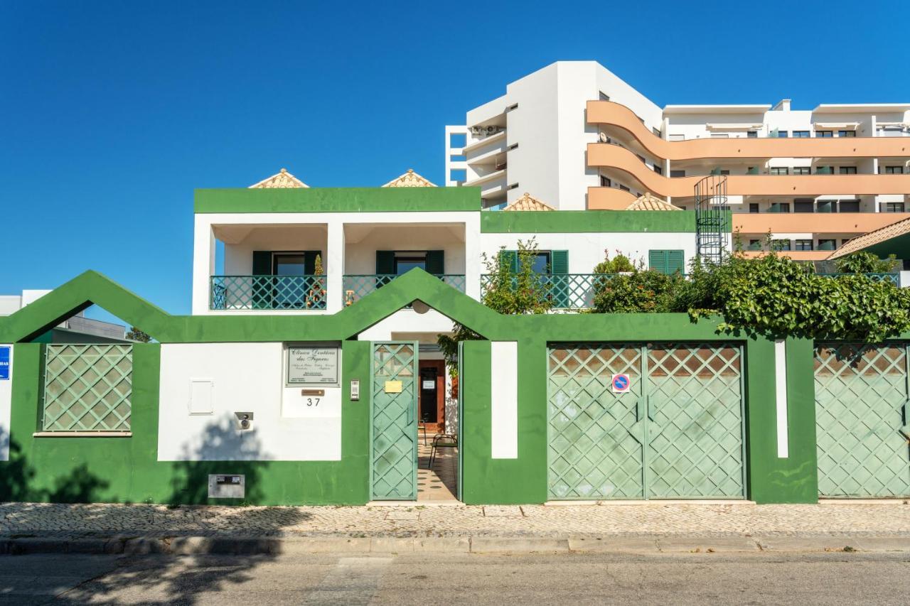 House In Elite Residential Area Of Faro