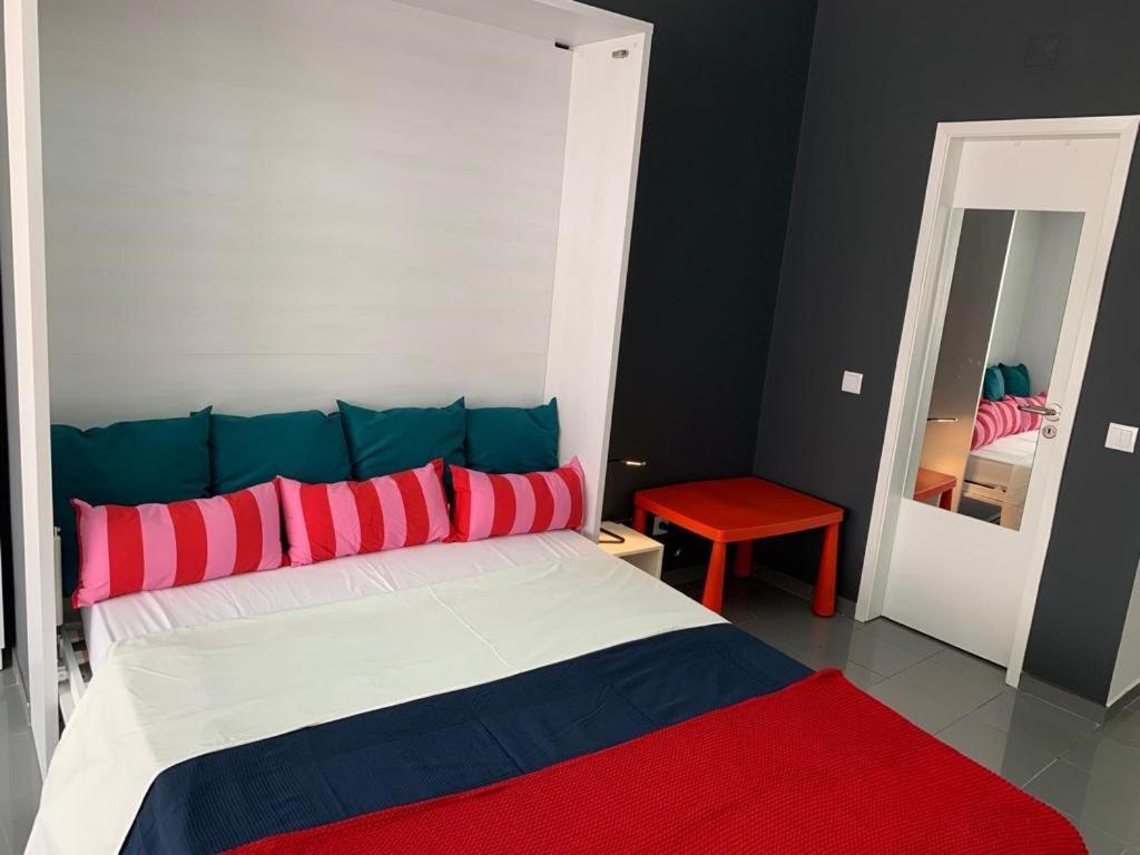 Teacher'S Refuge-Downtown Studio Apartment *
