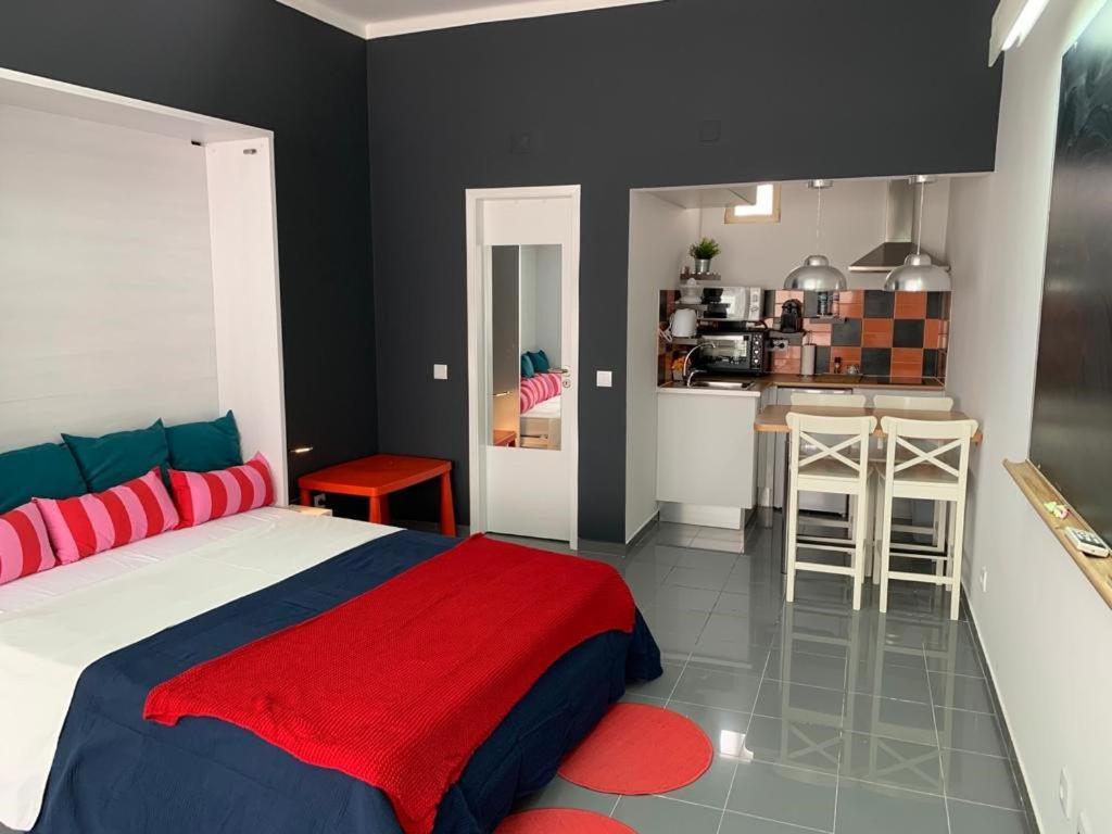 Apartment Teacher'S Refuge-Downtown Studio Faro