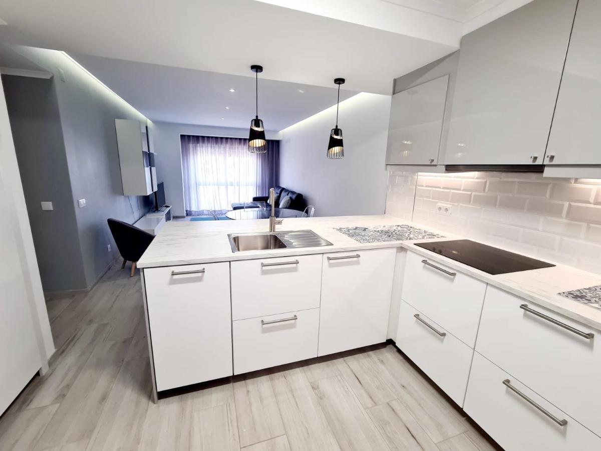 Central And New Fancy 2 Bedroom Apart.w/ 2 Wc Apartment