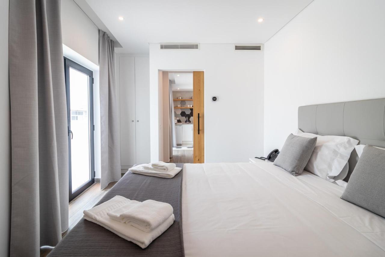 Aparthotel Roots
