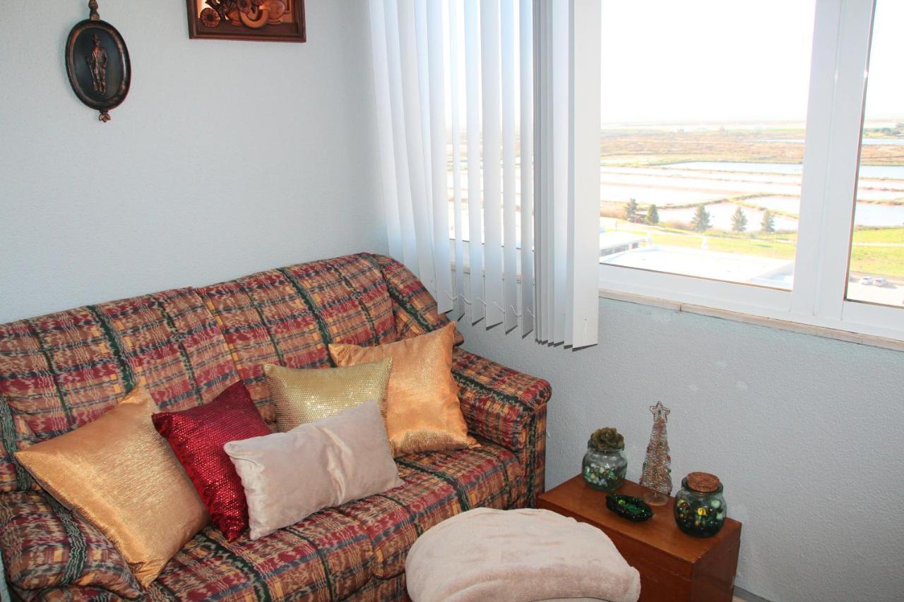 Ricardo Rolao Vista Mar - Edificio Oasis - Bedrooms Apartment *