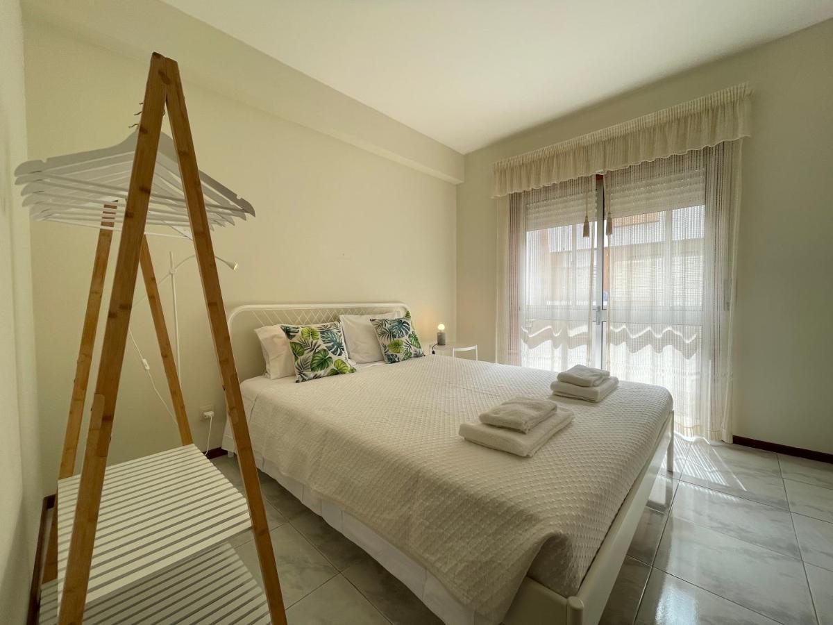 Apartamento 2q No Centro *