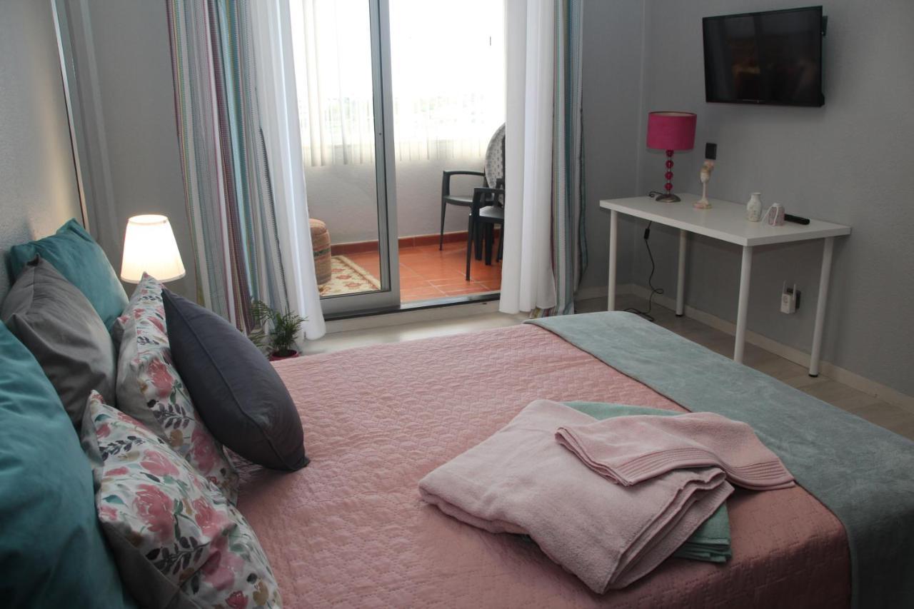 Ricardo Rolao Vista Mar - Edificio Oasis - Bedrooms Apartment *