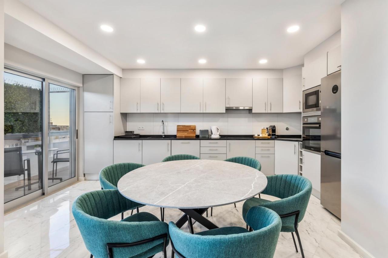Main Avenue Apartment *