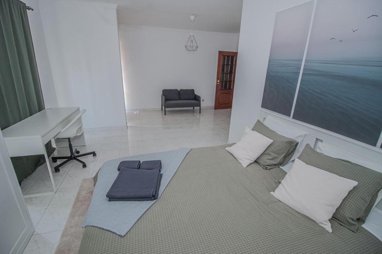 Charming Private In An A1 Penha - * Faro