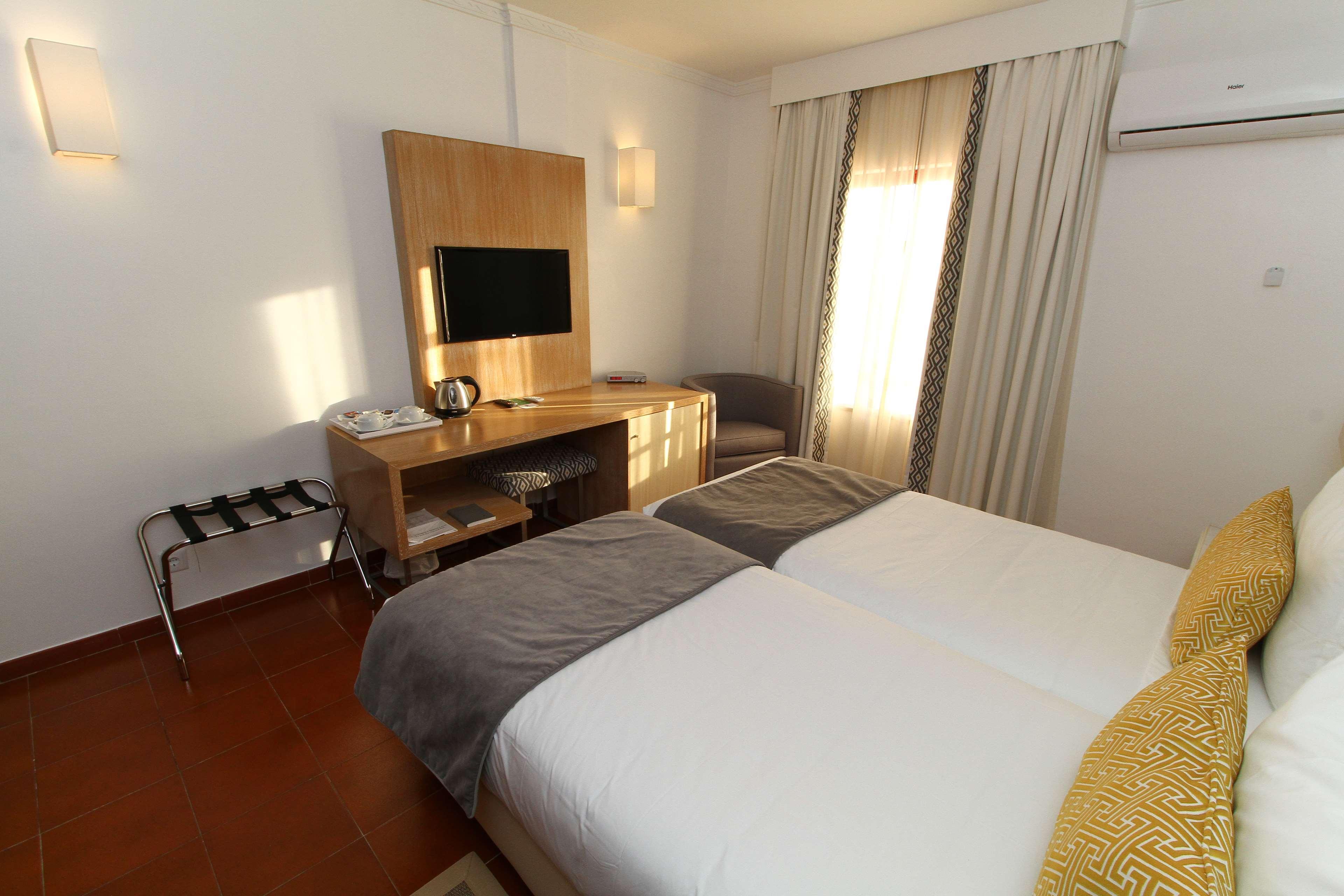 Best Western Dom Bernardo Hotel