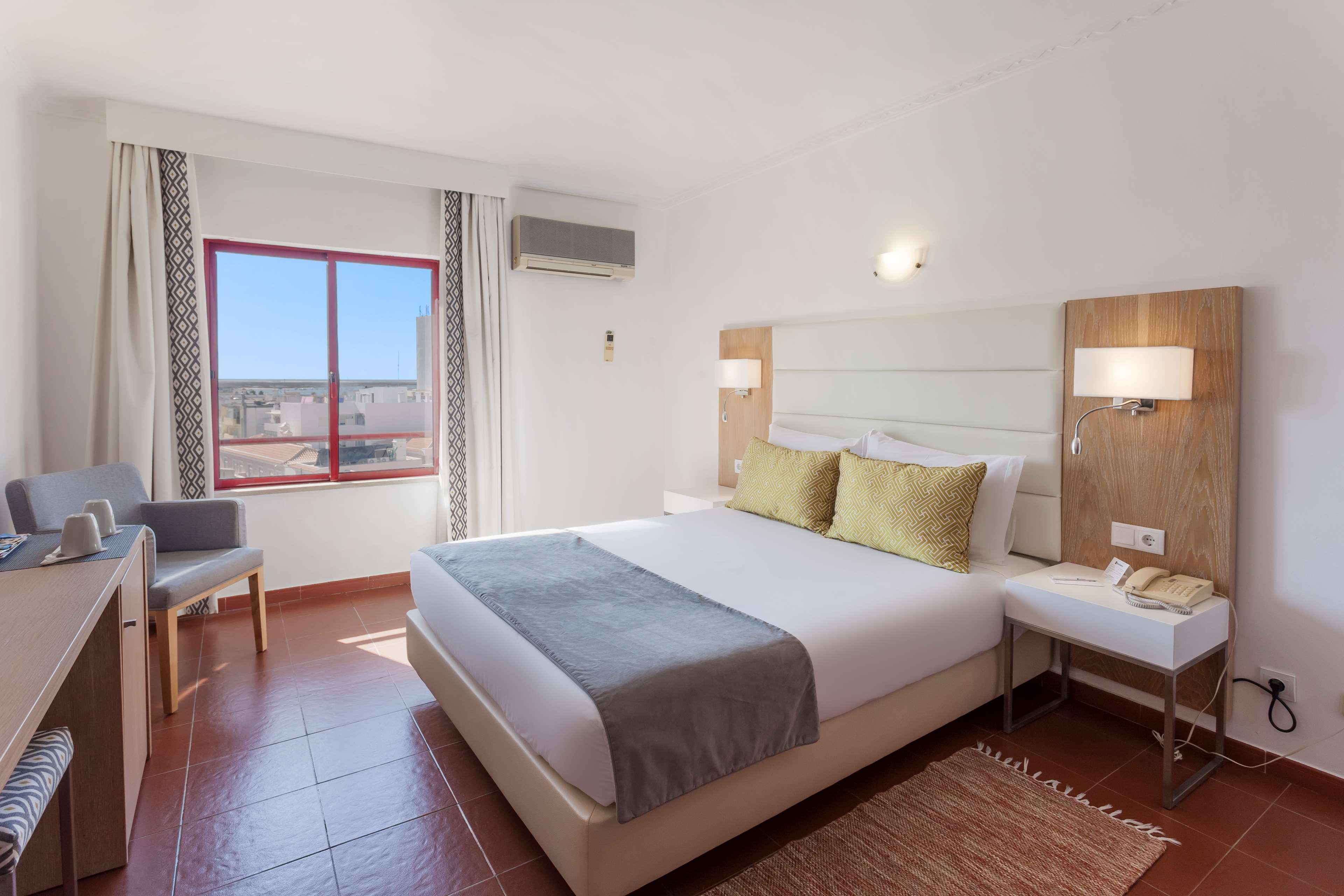 Best Western Dom Bernardo Hotel 3*