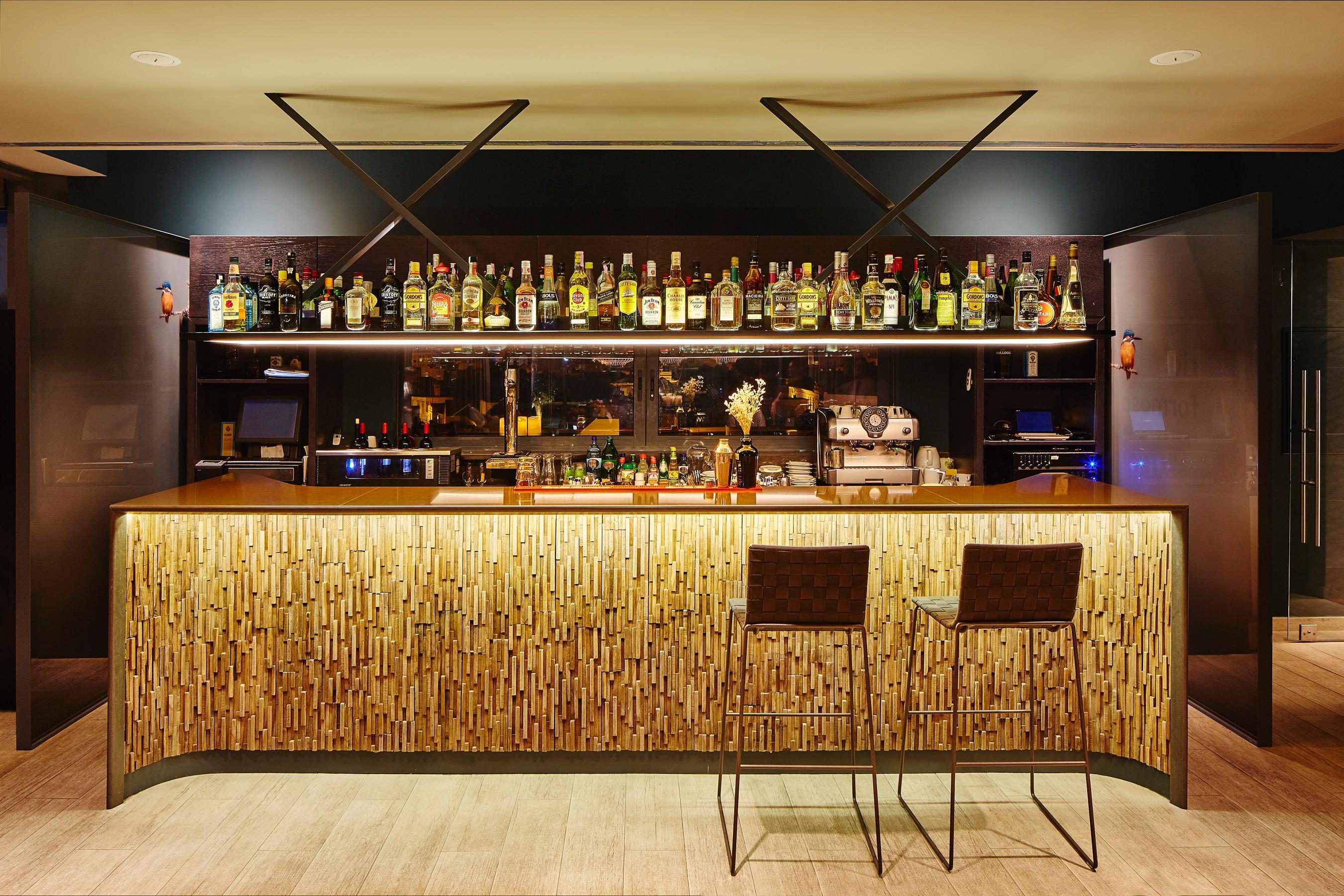 & Beach Club 4*