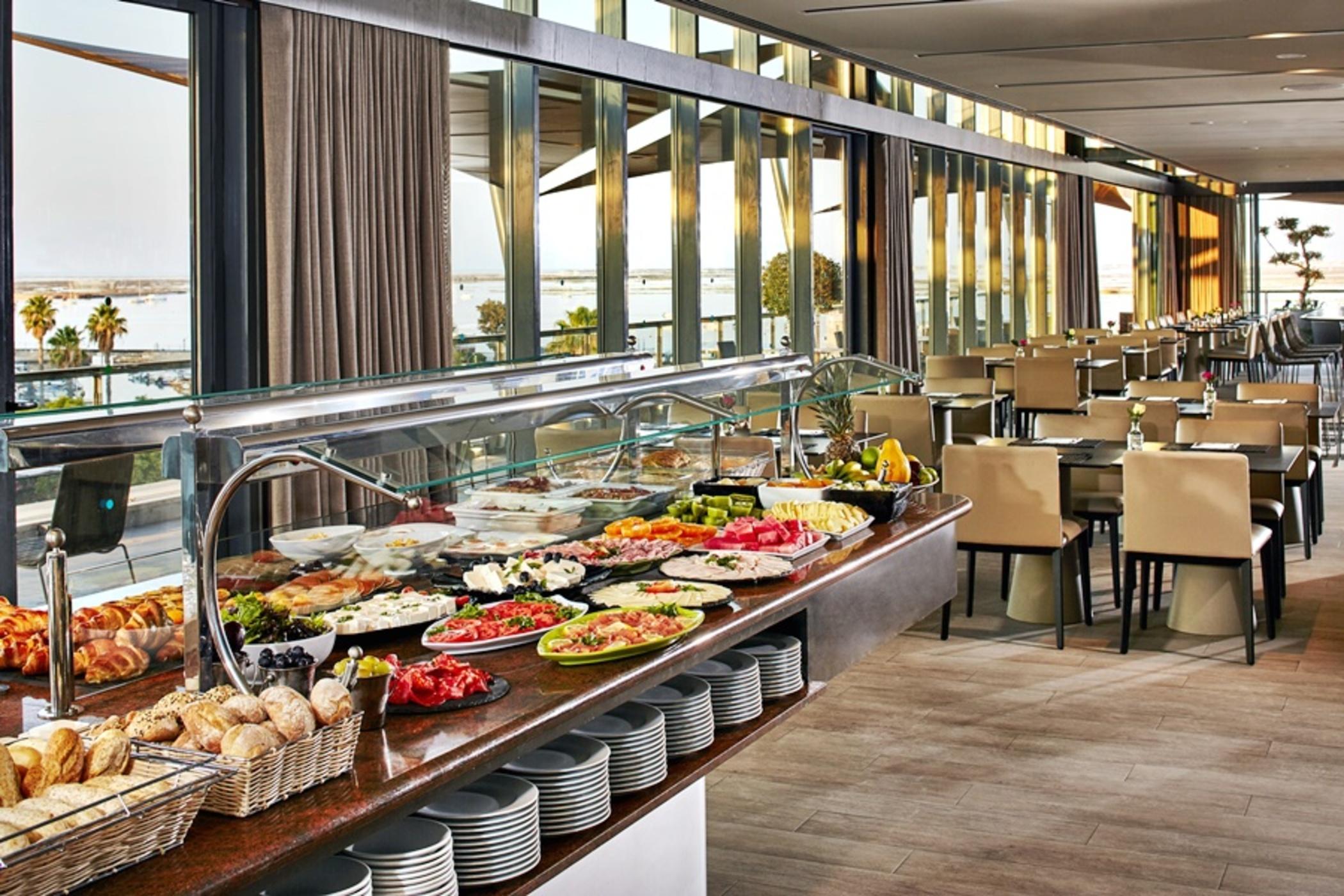 Hotel & Beach Club