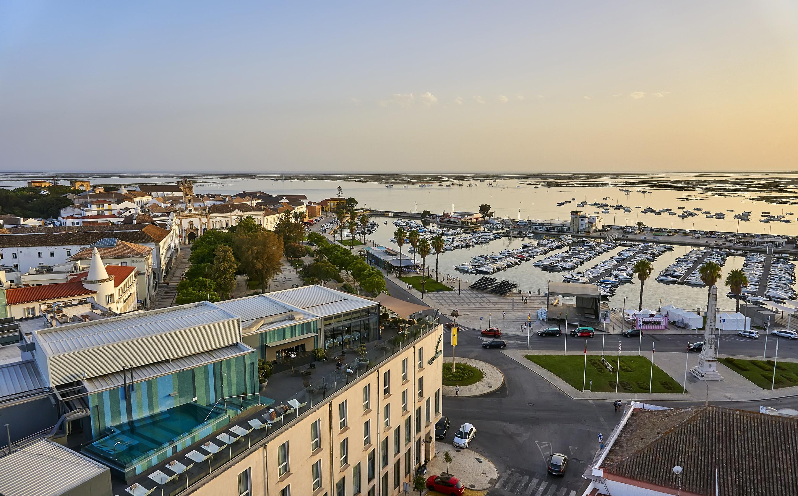 Hotel & Beach Club