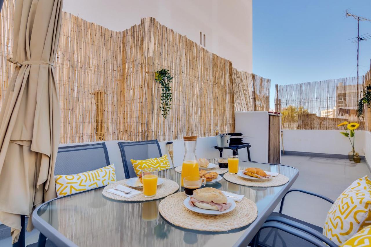 Faro: Casa Trevo Com Terraco Bbq Holiday home Faro