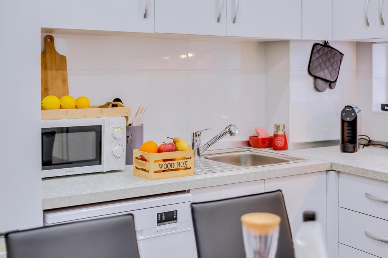 Faro: Casa Trevo Com Terraco Bbq Holiday home Faro