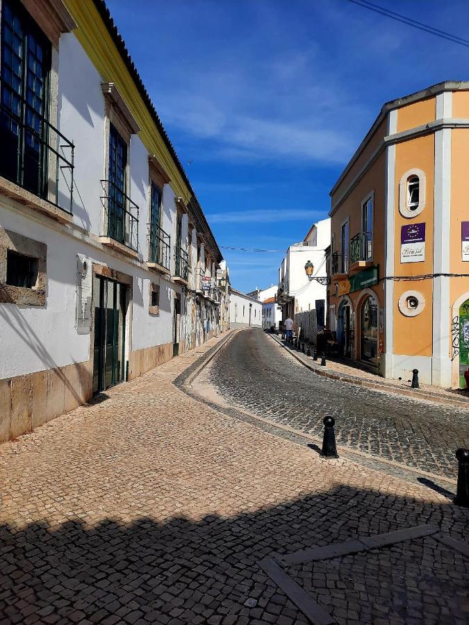 Casa A Julia In Faro's Heart Apartment