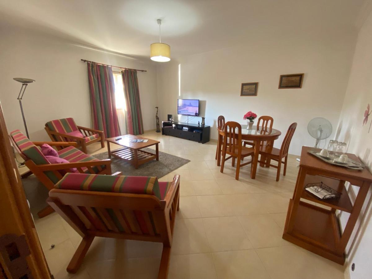 Apartment Near Faro's Airport *