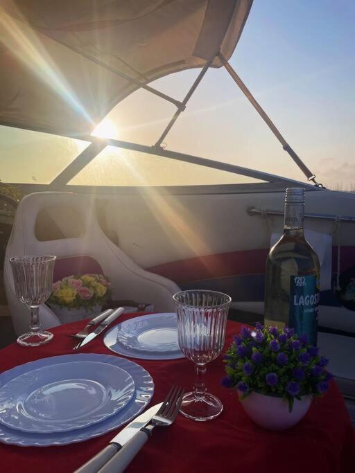 Guestboat Milagre Botel *