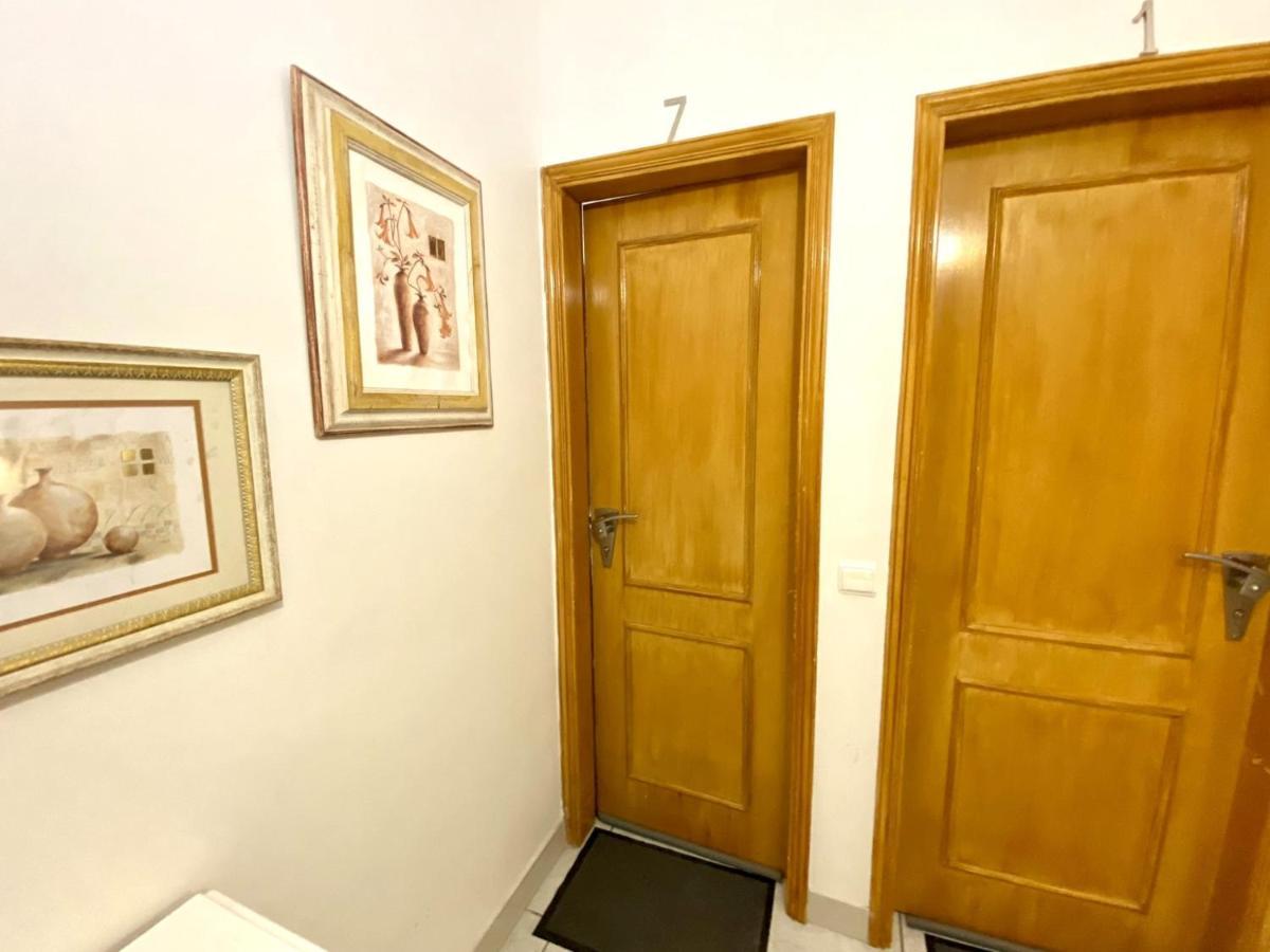 Airport Flat 7 By Homing Apartment