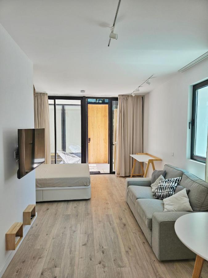 The Singular - Downtown Holiday home *