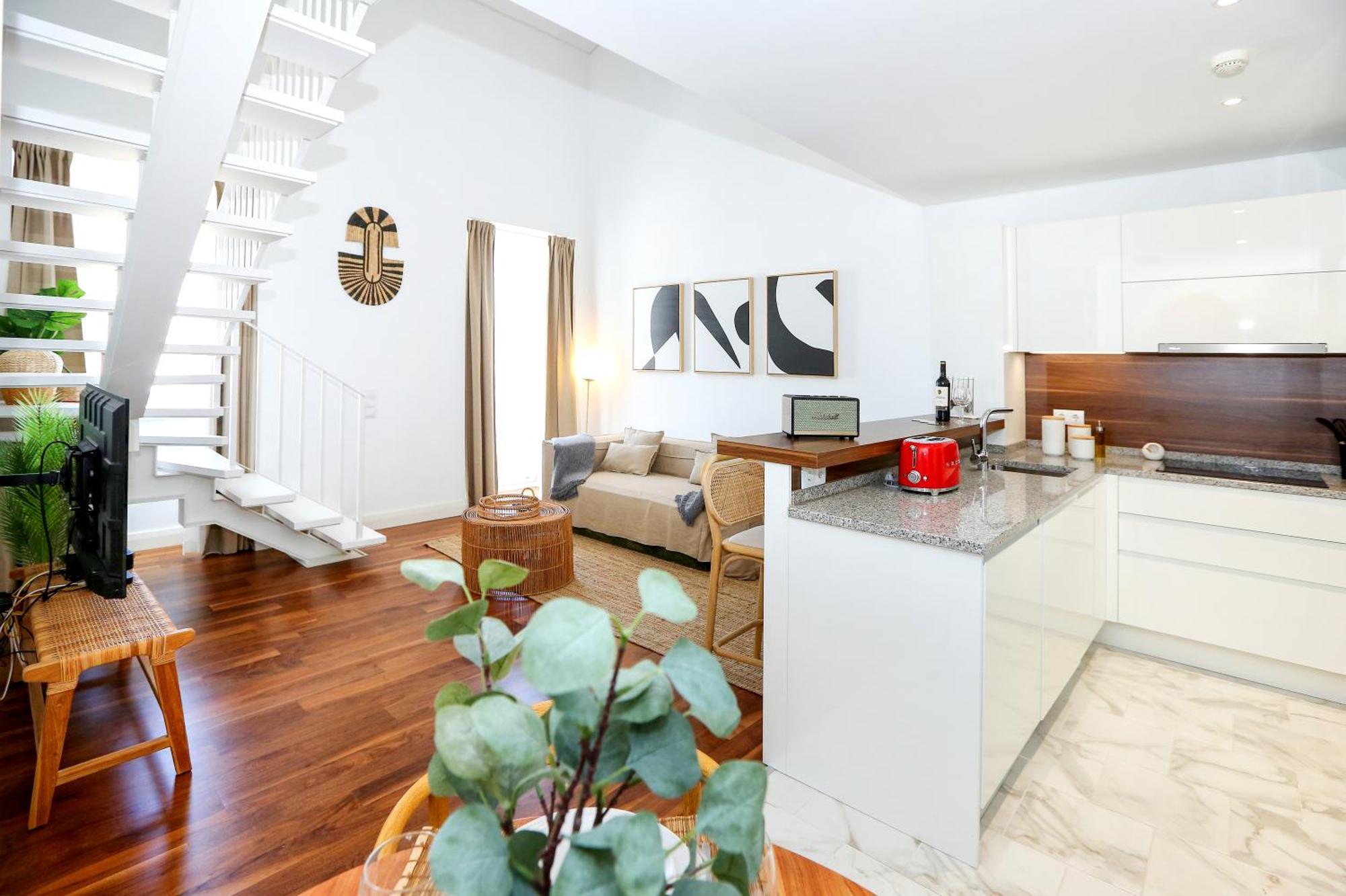 Apartment Vacation Time *