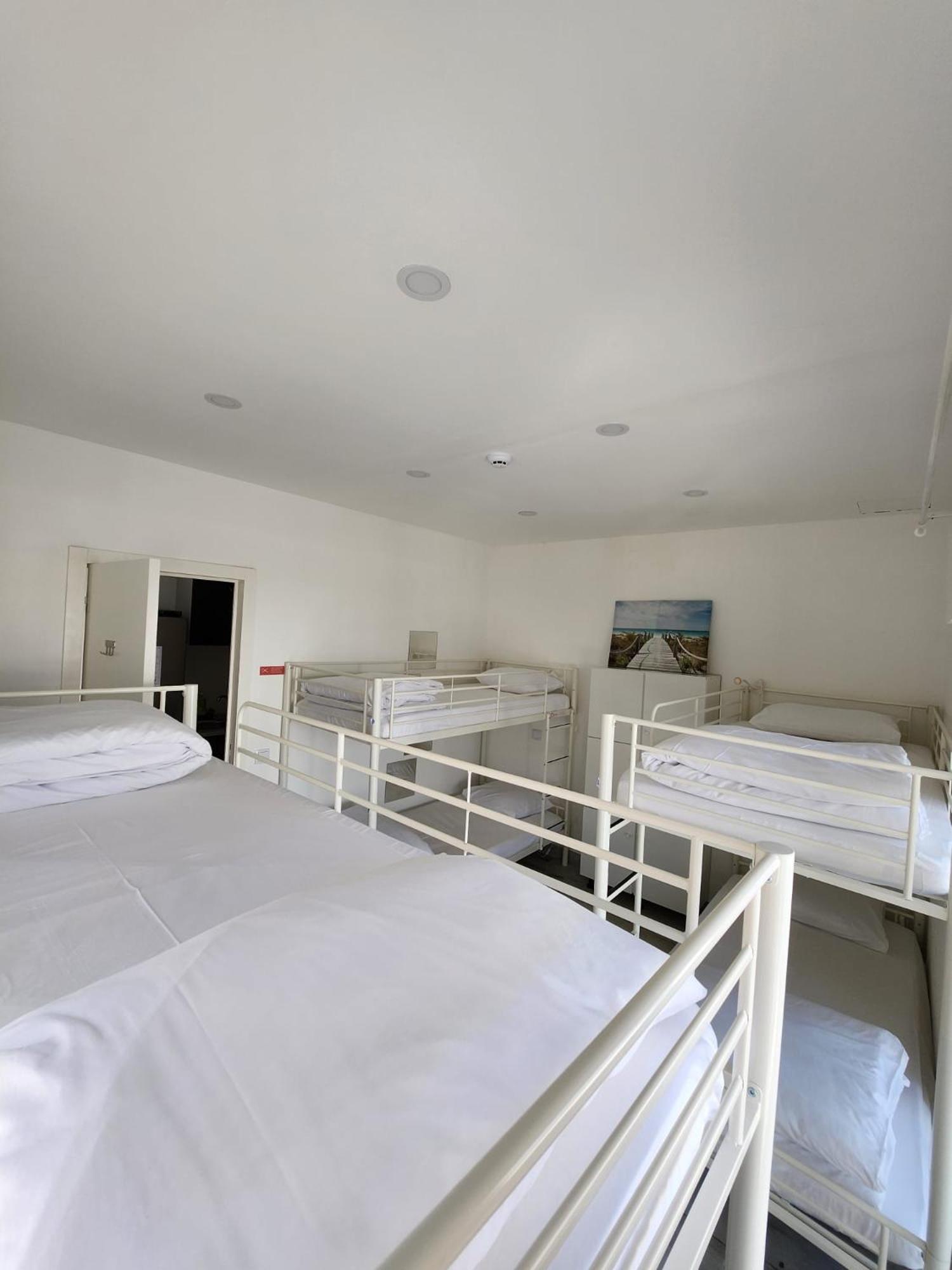 Blife & Hostel