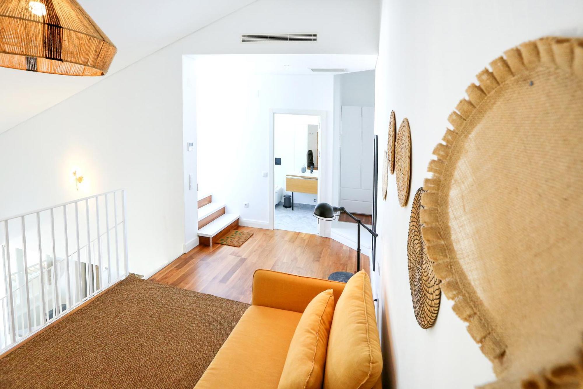 Zen & Tan Apartment *