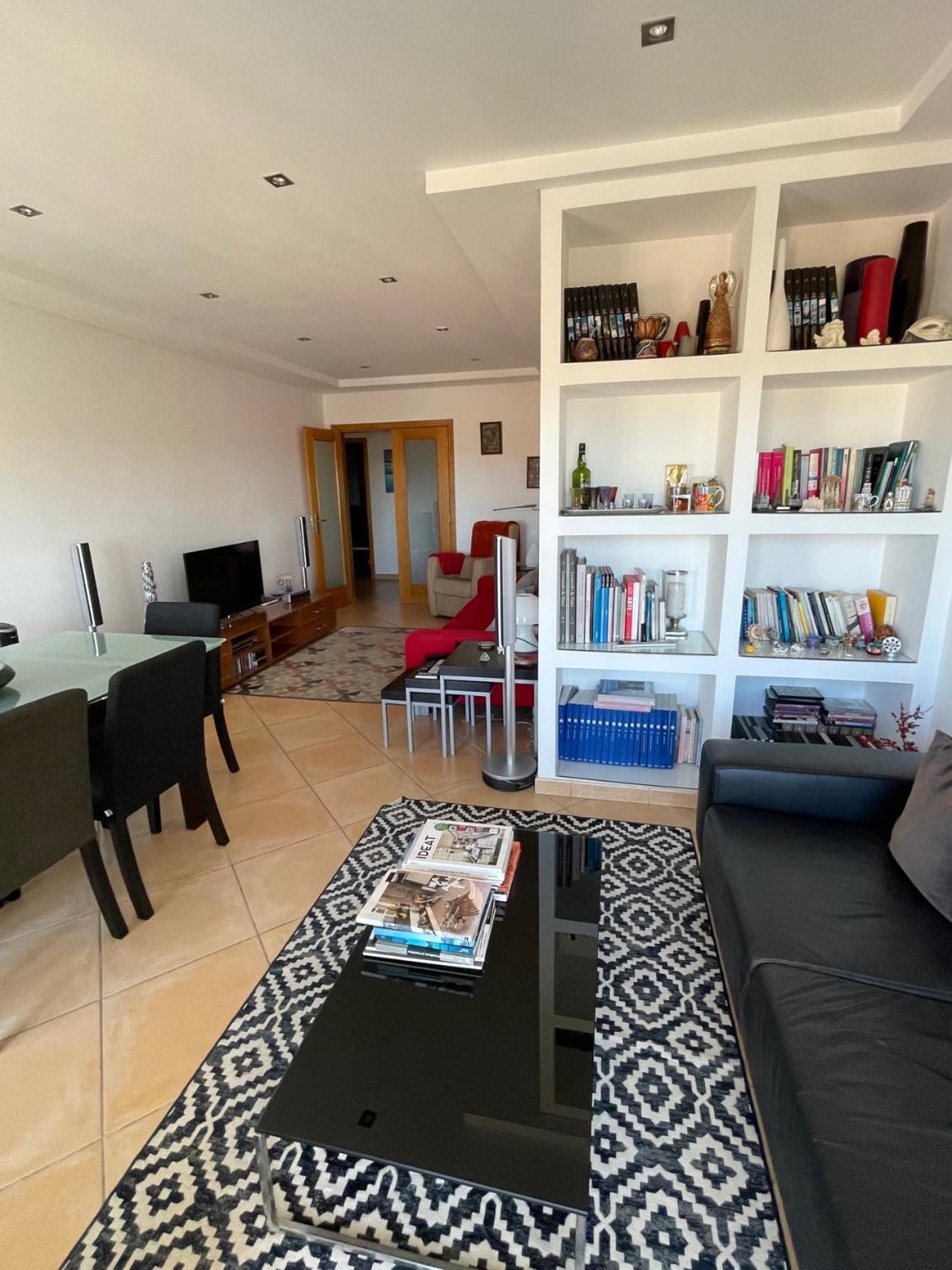 Your Place In Apartment *