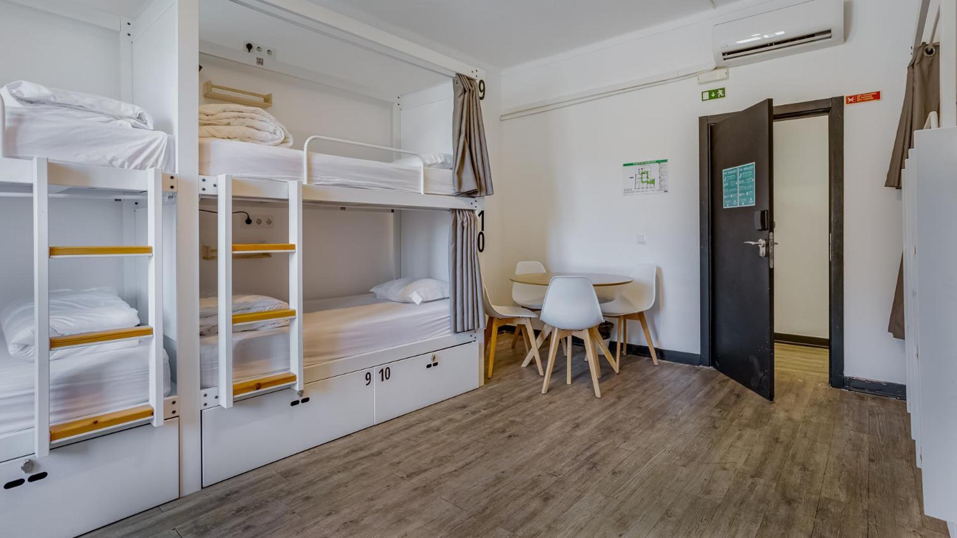 Hostellicious *
