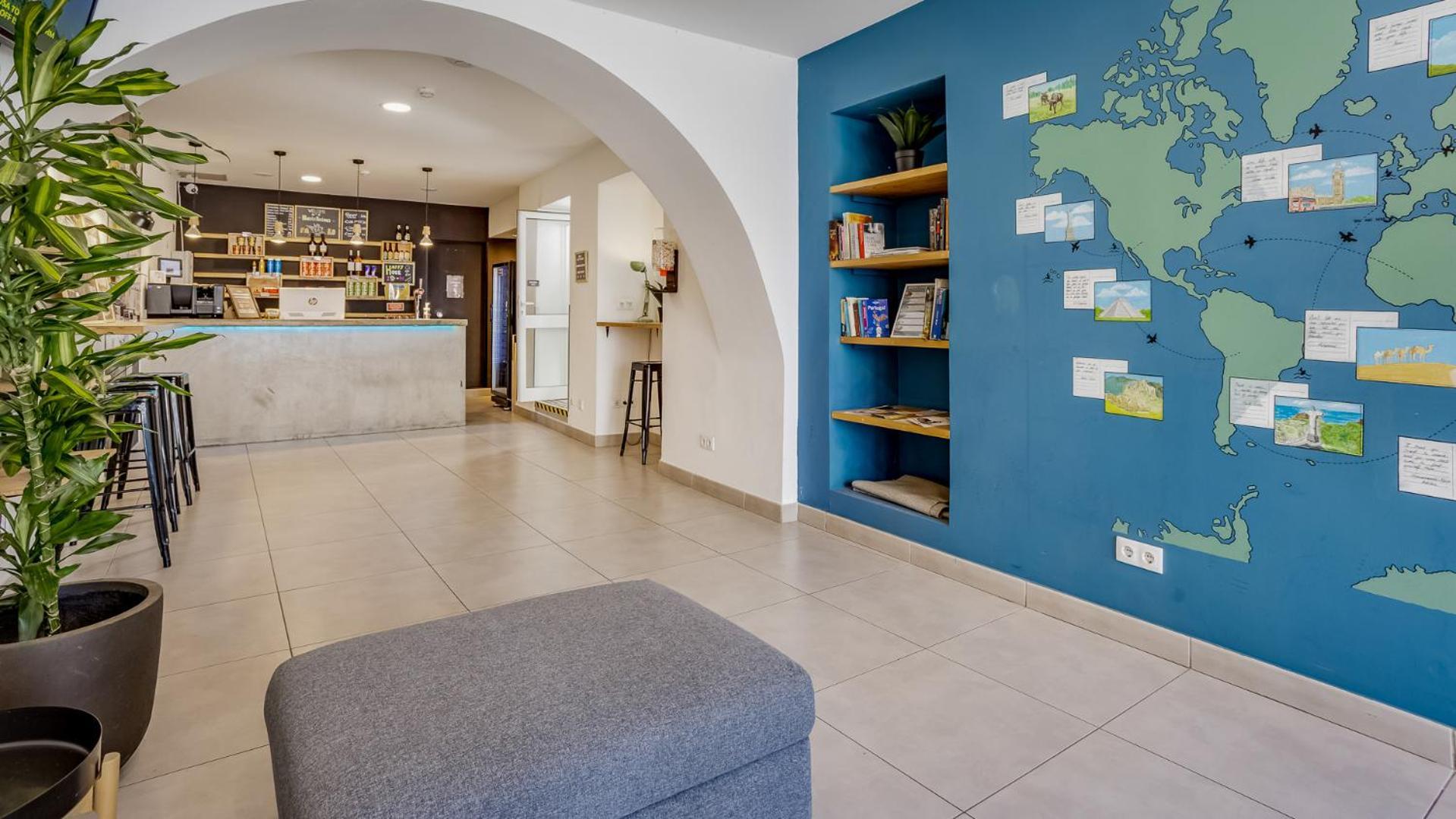 Hostel Hostellicious